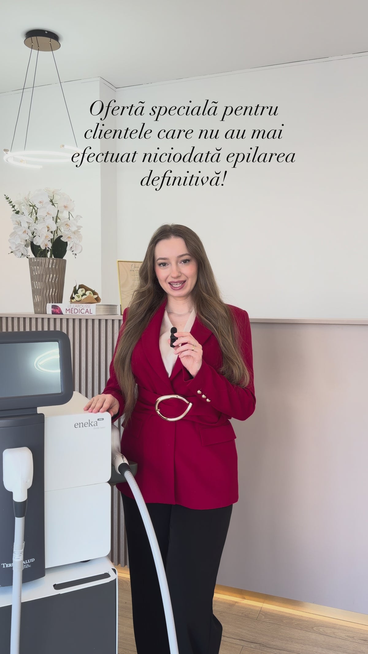Încarcă clipul video: 